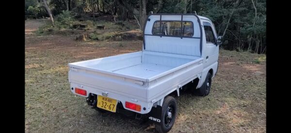 Suzuki Carry Truck - Image 15